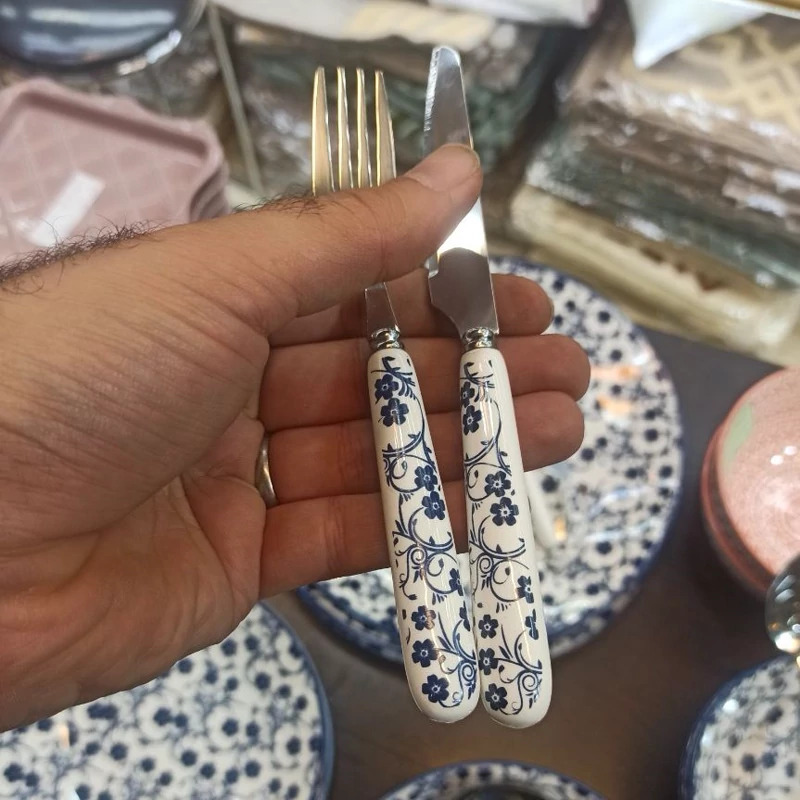 کارد و چنگال گل شکوفه آبی طرح دنی هوم(۲۱۷)