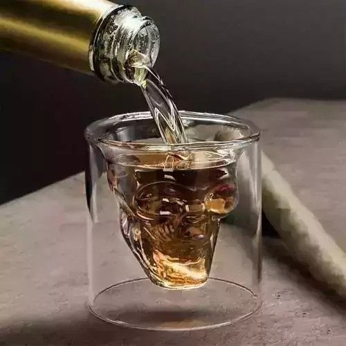 لیوان پیرکس دو جداره اسکلت