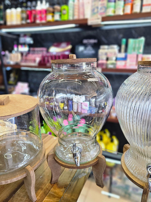کلمن شیشه ای پایه دار چوبی