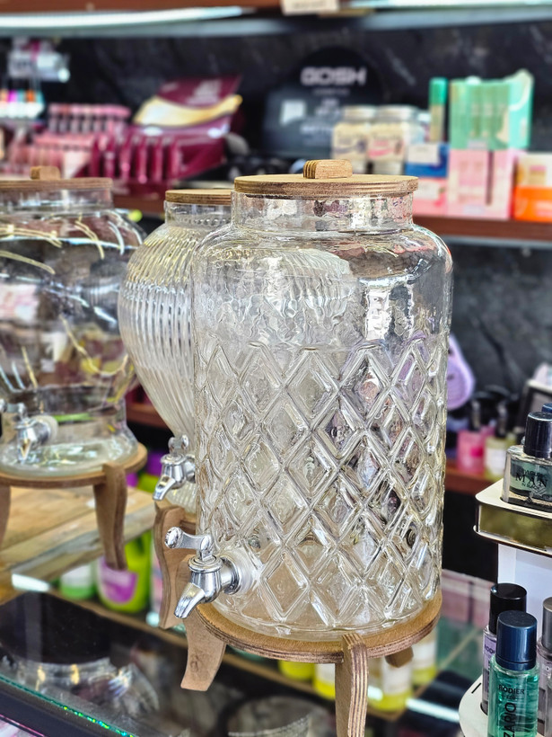 کلمن شیشه ای پایه دار چوبی