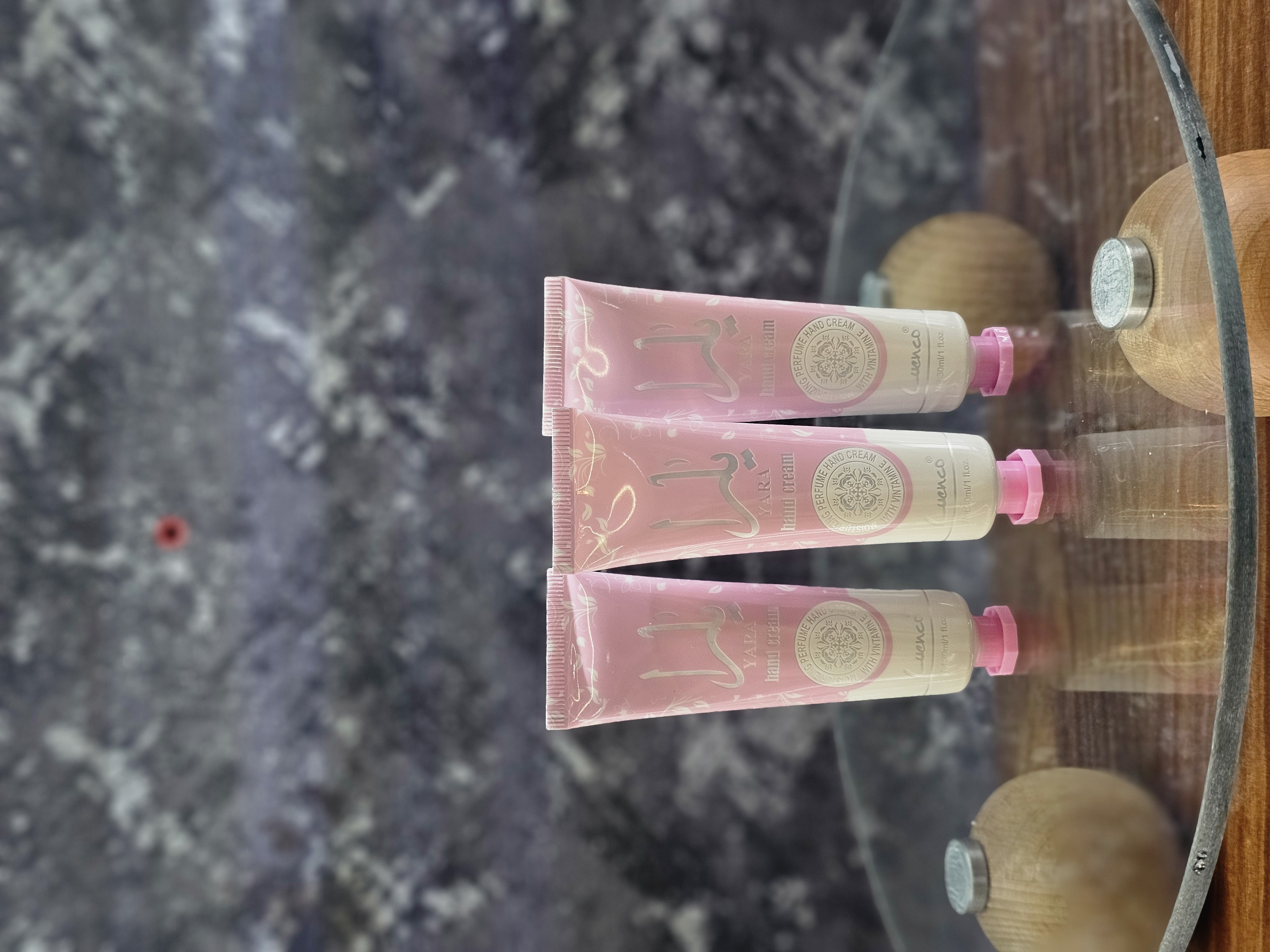 🌸 مینی کرم عطری یارا 🌸